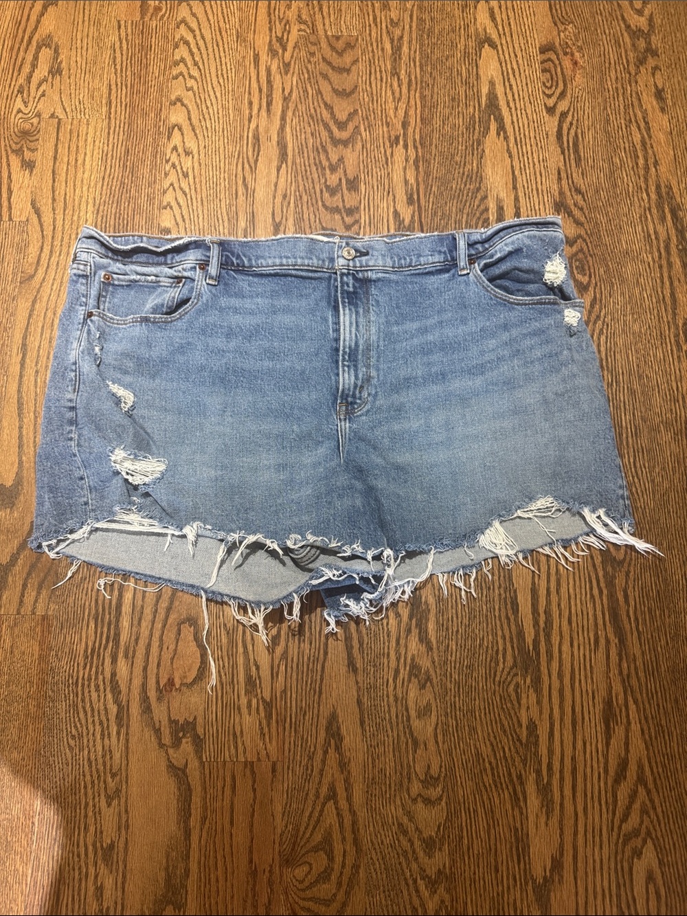 Abercrombie Classic Blue Distressed Denim Shorts Size 36/22